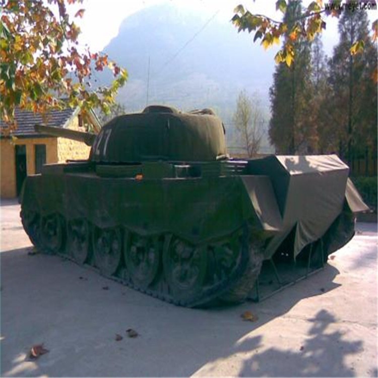 灵台大型充气坦克